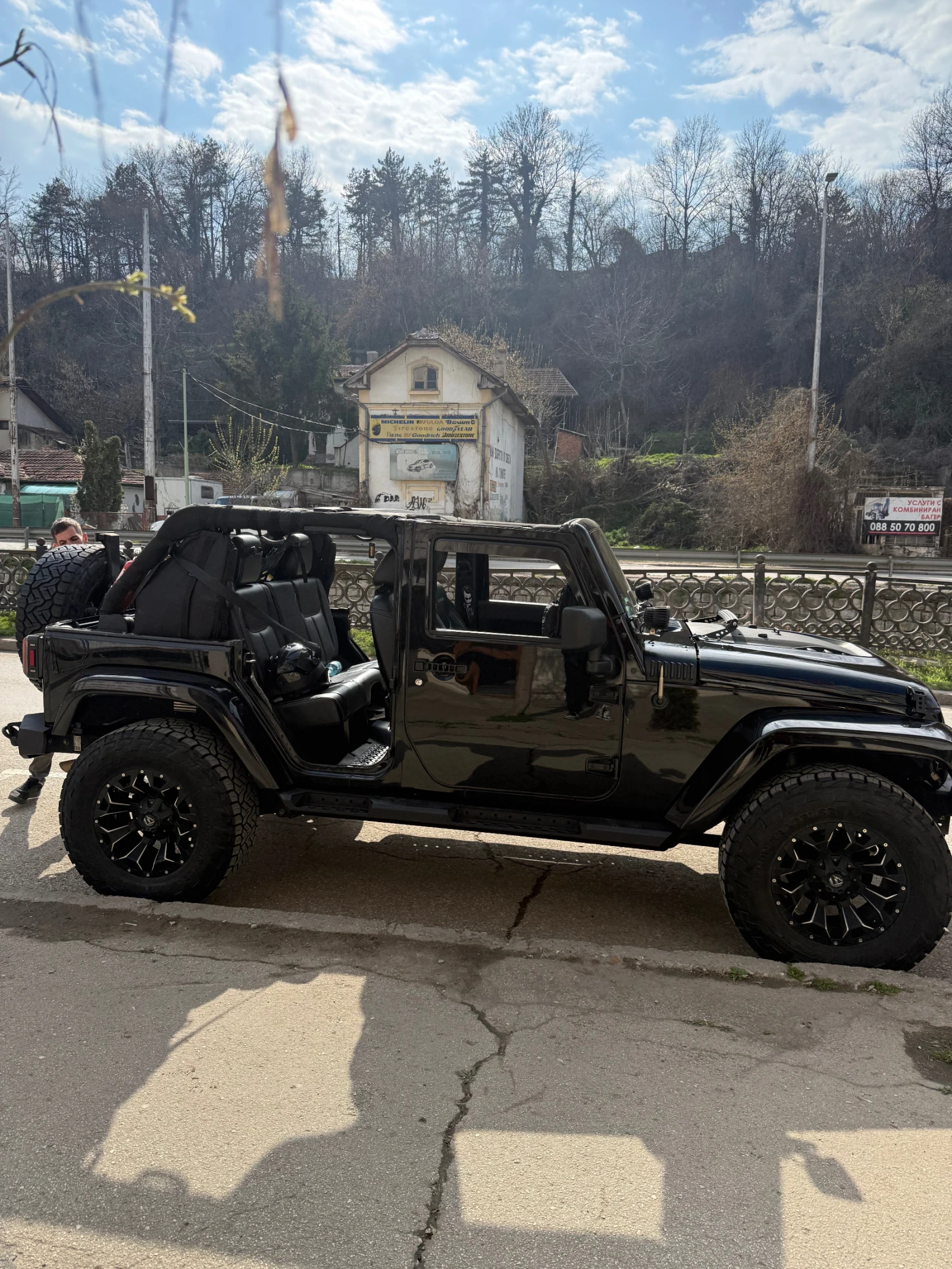 Jeep Wrangler Sahara, снимка 13 - Автомобили и джипове - 54059197