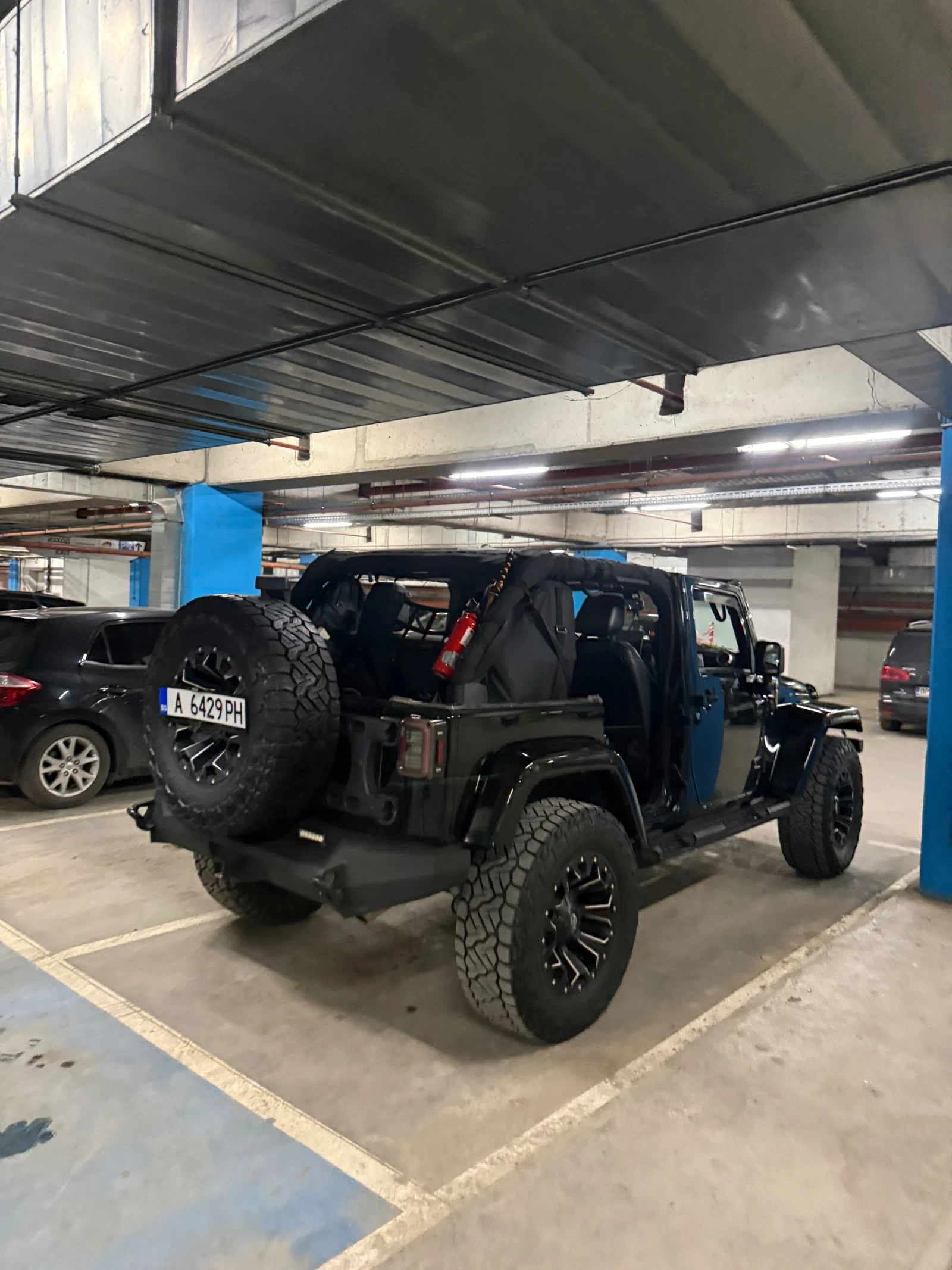 Jeep Wrangler Sahara, снимка 15 - Автомобили и джипове - 54059197