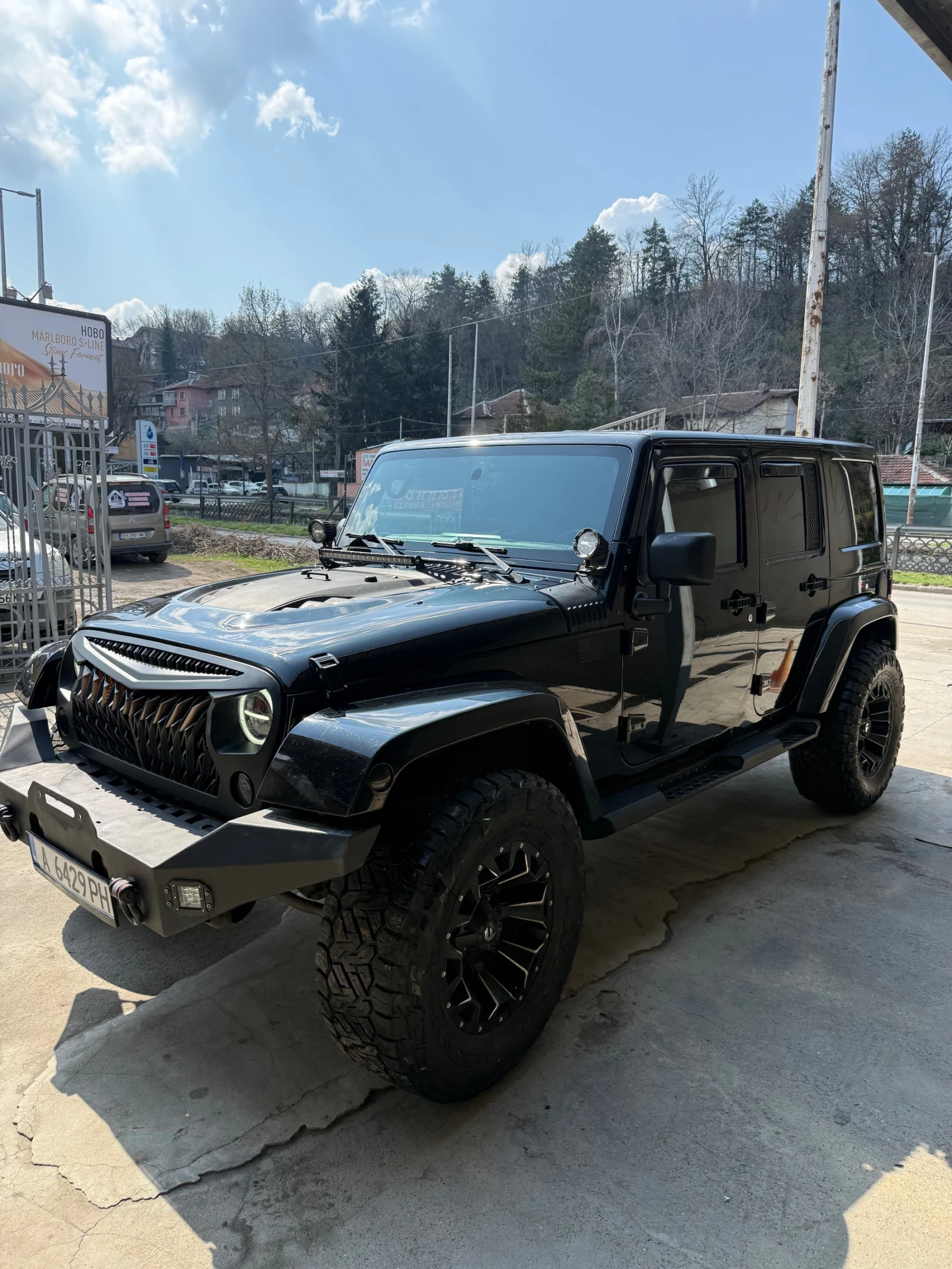 Jeep Wrangler Sahara, снимка 4 - Автомобили и джипове - 54059197