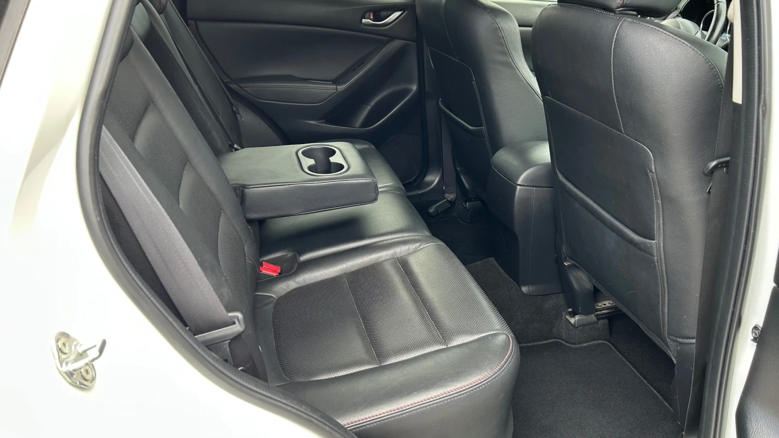 Mazda CX-5 2.0i AWD Швейцария, снимка 12 - Автомобили и джипове - 54651602