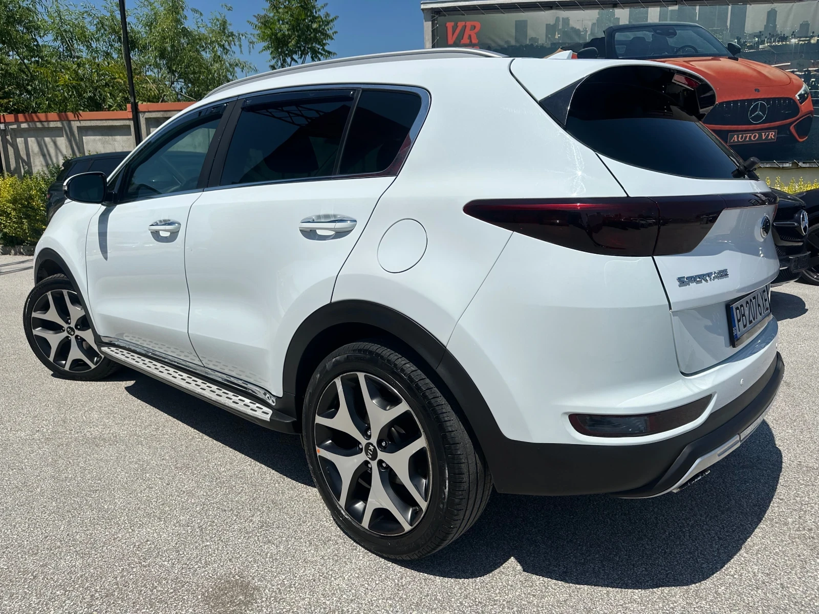 Kia Sportage 1, 7 116кс 2WD Evro6B GT line , снимка 4 - Автомобили и джипове - 54680528