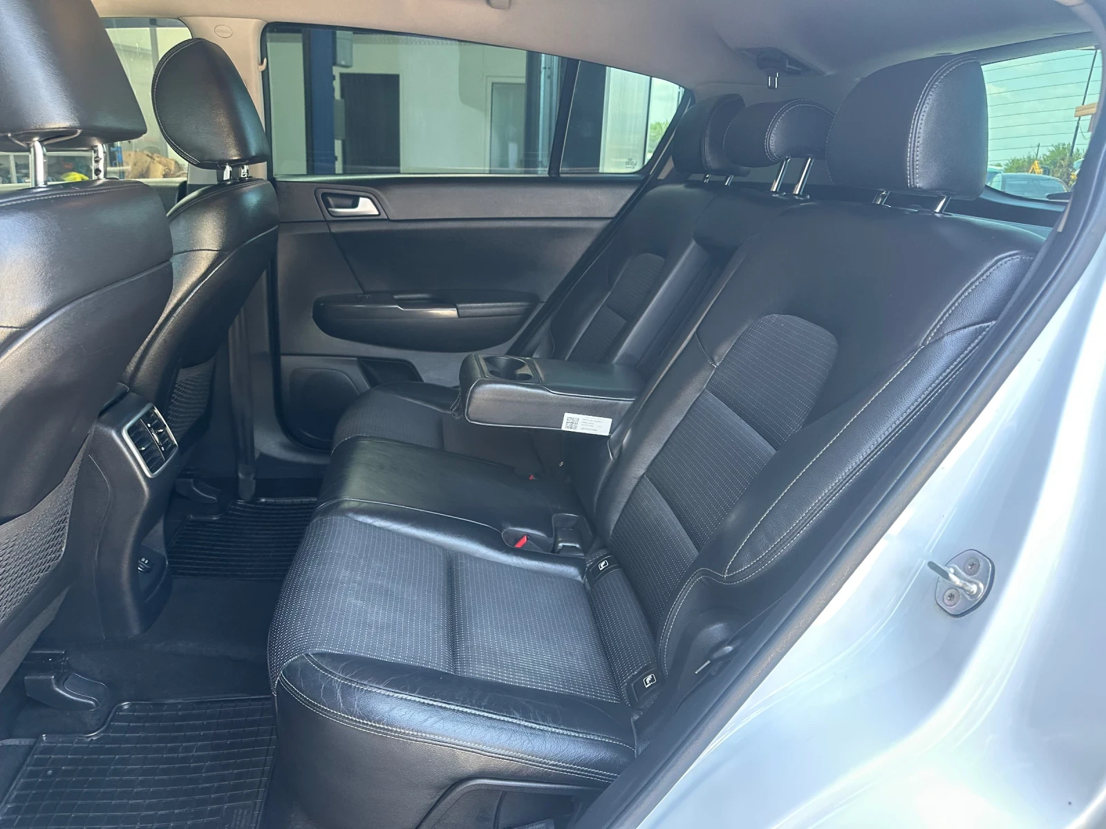 Kia Sportage 1, 7 116кс 2WD Evro6B GT line , снимка 17 - Автомобили и джипове - 54680528
