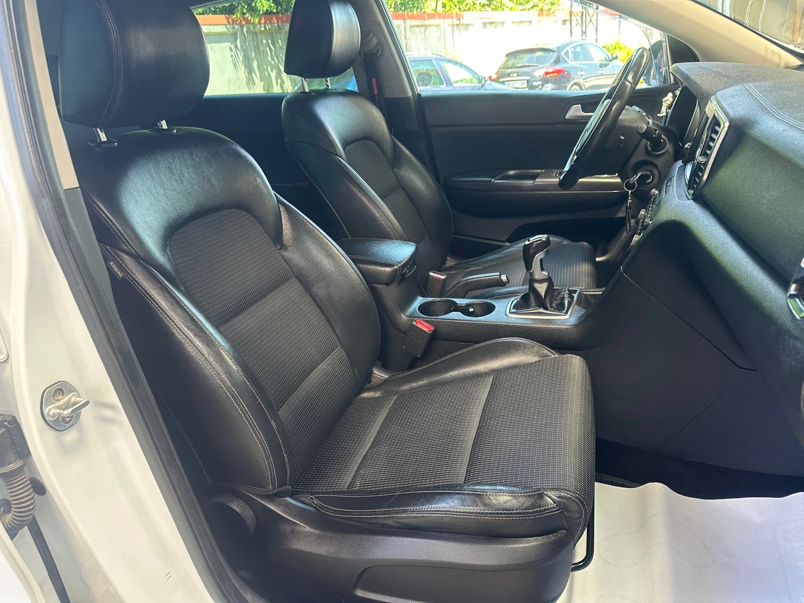 Kia Sportage 1, 7 116кс 2WD Evro6B GT line , снимка 15 - Автомобили и джипове - 54680528