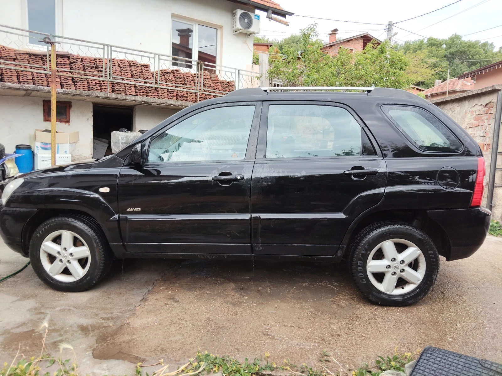 Kia Sportage, снимка 5 - Автомобили и джипове - 54730516