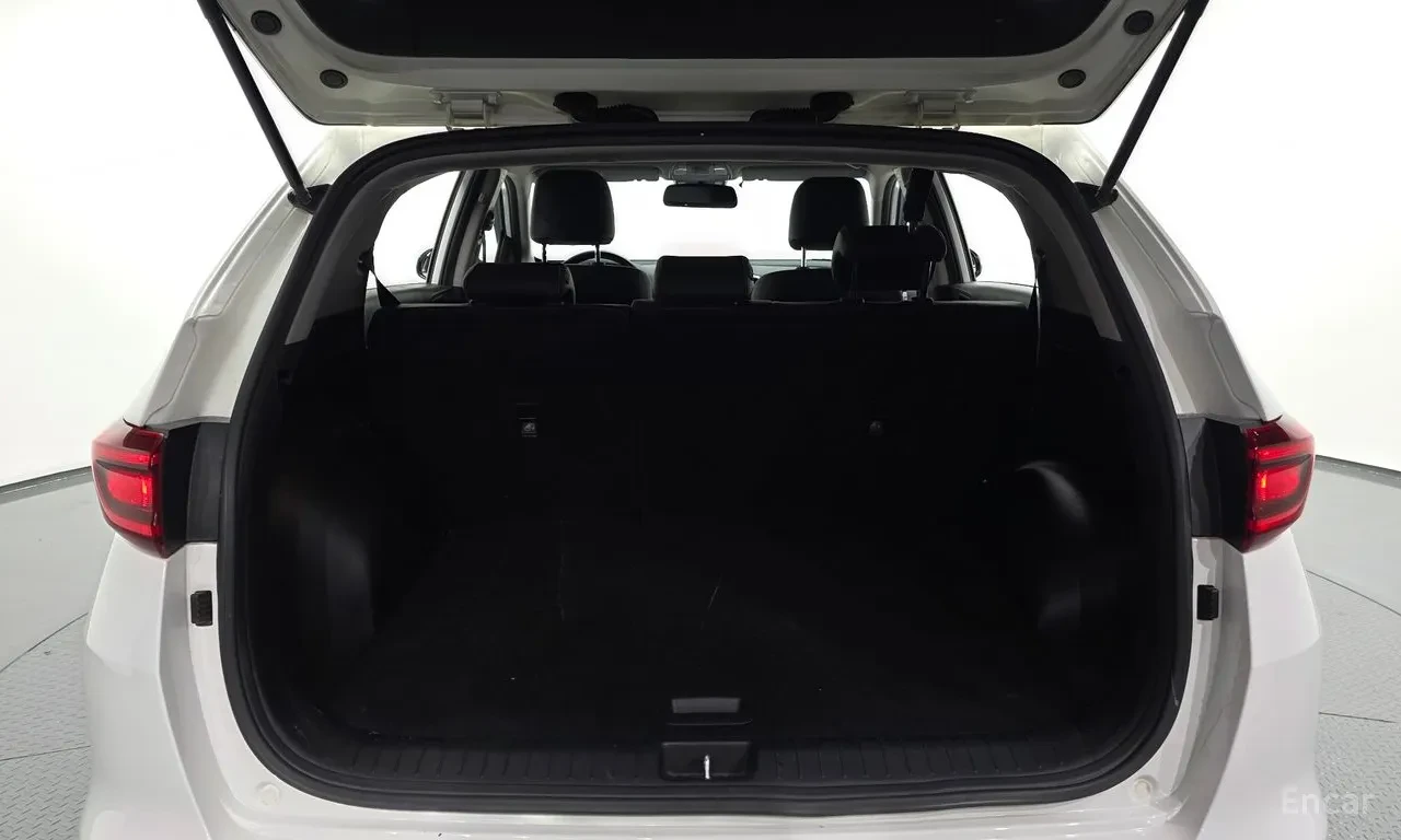 Kia Sportage The Bold 2.0 Diesel, снимка 17 - Автомобили и джипове - 54884163