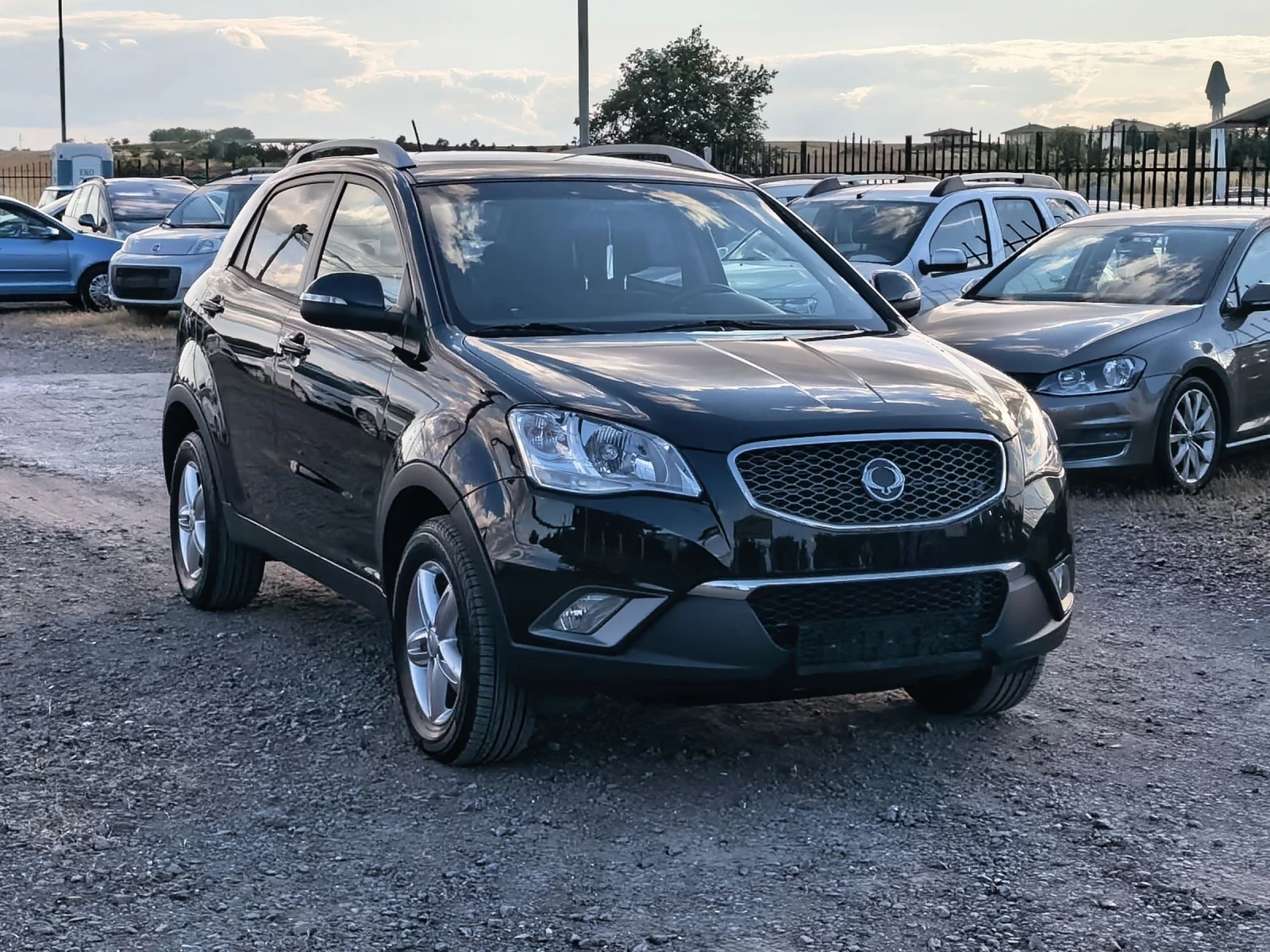 SsangYong Korando 2, 0tdi, снимка 3 - Автомобили и джипове - 54896642