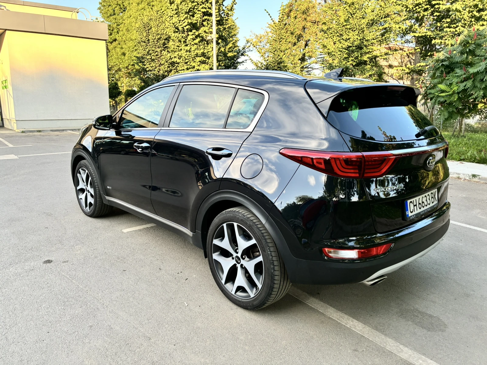 Kia Sportage 2.0 CRDi GT Line 4WD (185 к.с.), снимка 6 - Автомобили и джипове - 55097518