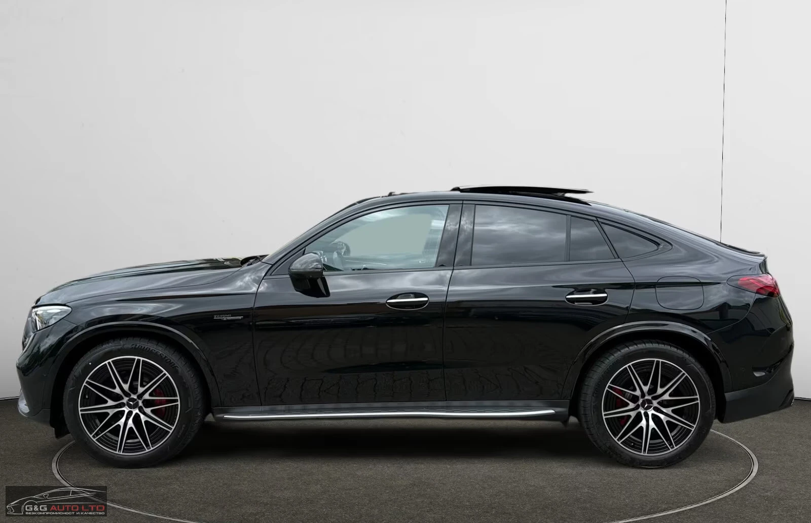 Mercedes-Benz GLC 63 AMG S-E PERF/476HP/PANO/DISTR/CARBON/360/HUD/BURM/549z, снимка 3 - Автомобили и джипове - 55186456
