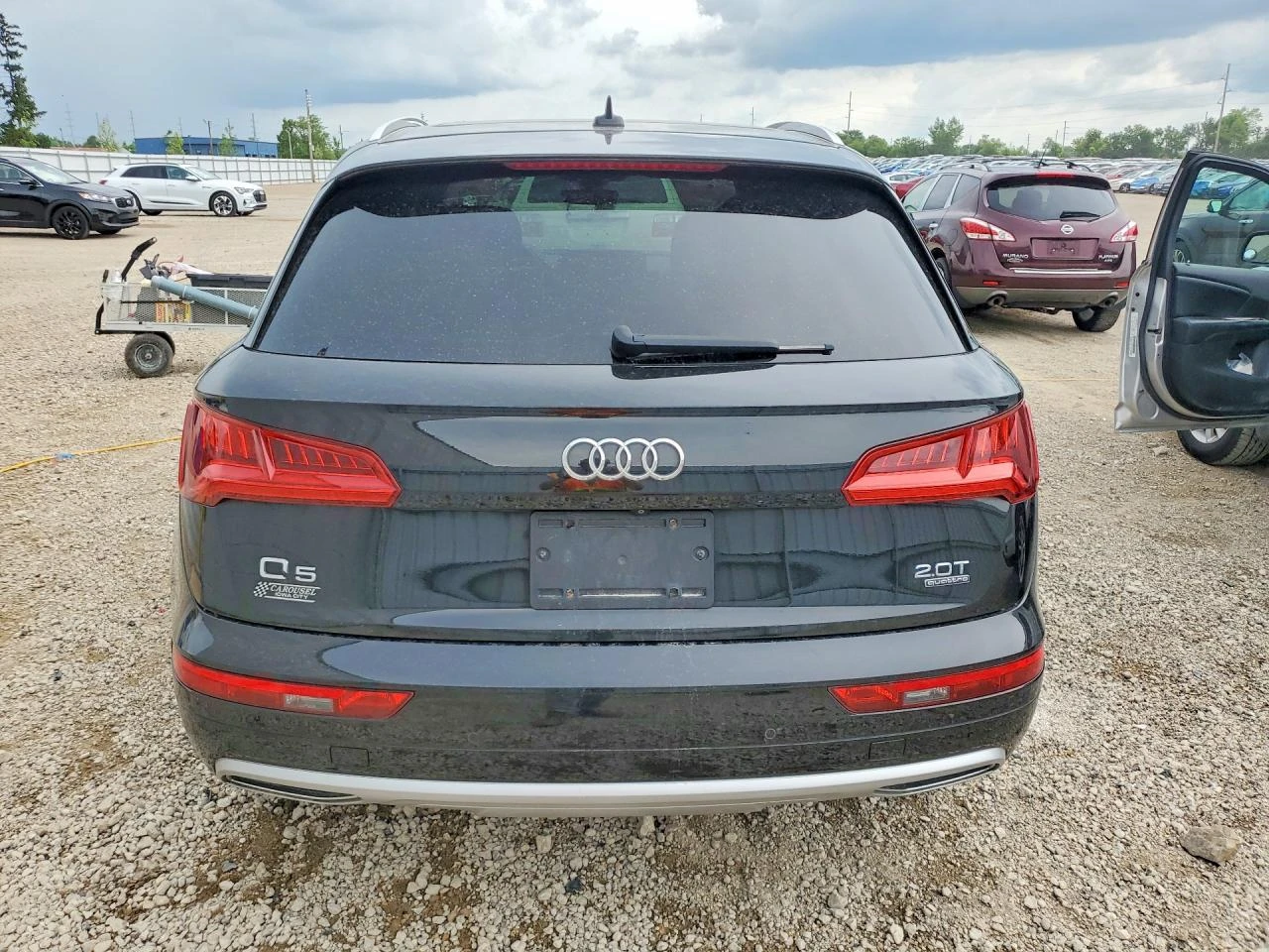 Audi Q5 2.0l Premium Plus, снимка 6 - Автомобили и джипове - 55728746