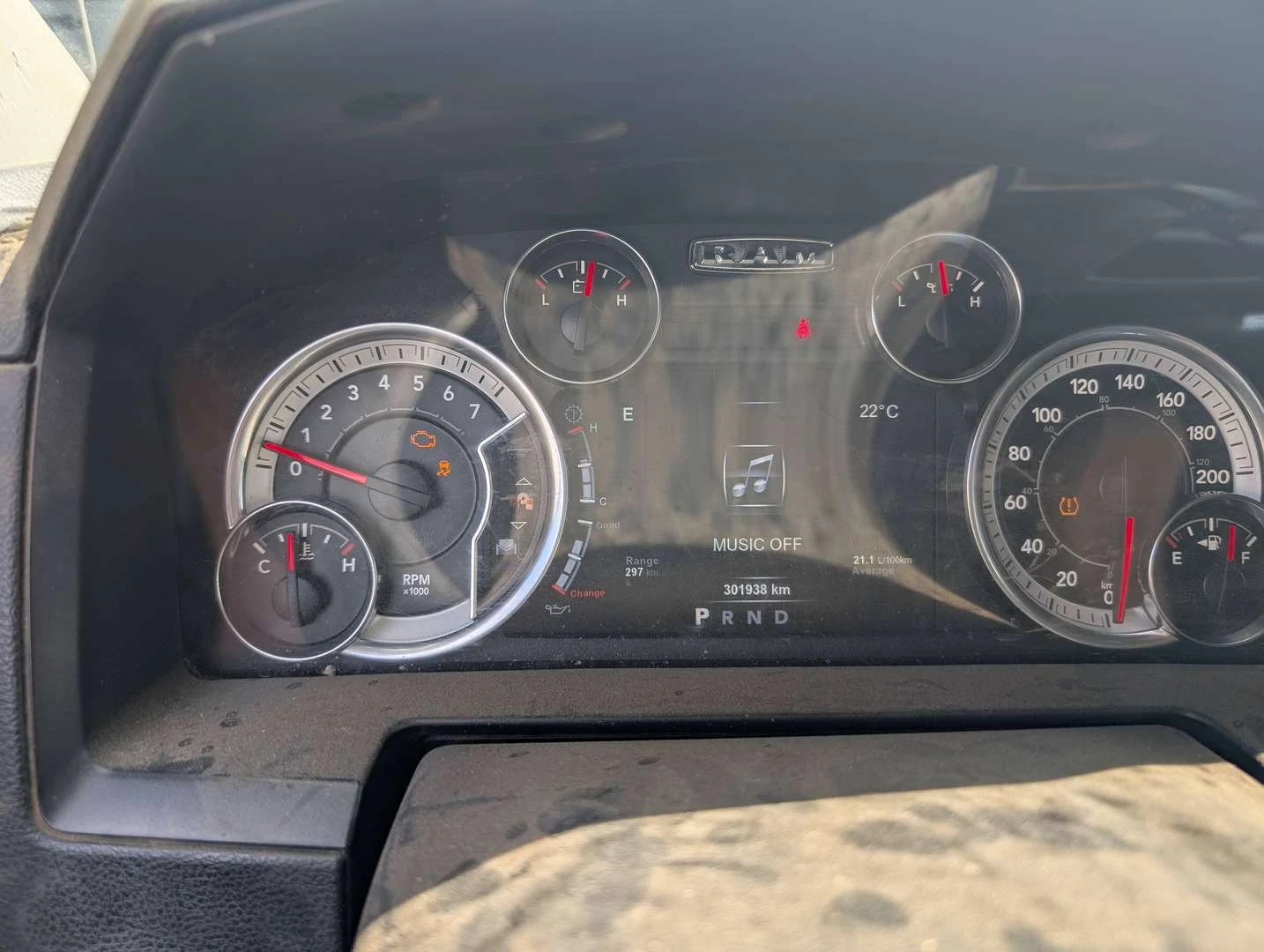 Dodge RAM 1500, снимка 5 - Автомобили и джипове - 56019593