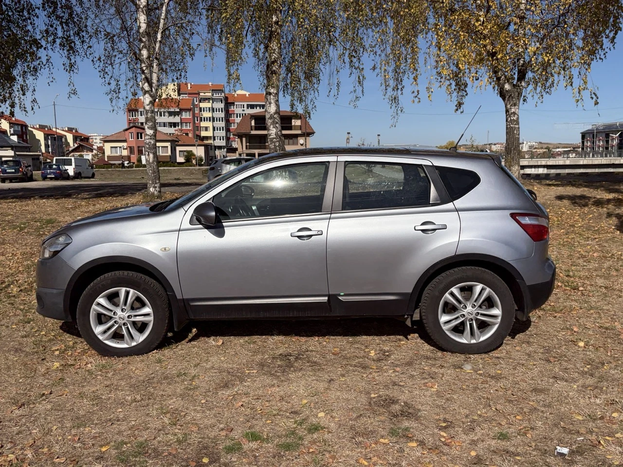 Nissan Qashqai 2010, снимка 5 - Автомобили и джипове - 56653325