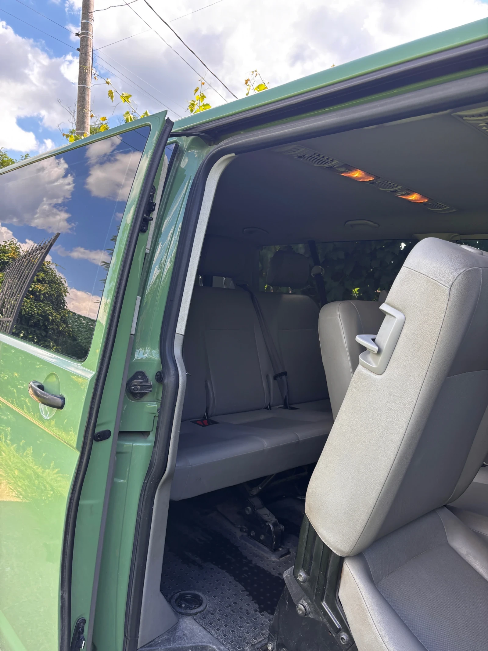VW T5, снимка 8 - Бусове и автобуси - 56068827