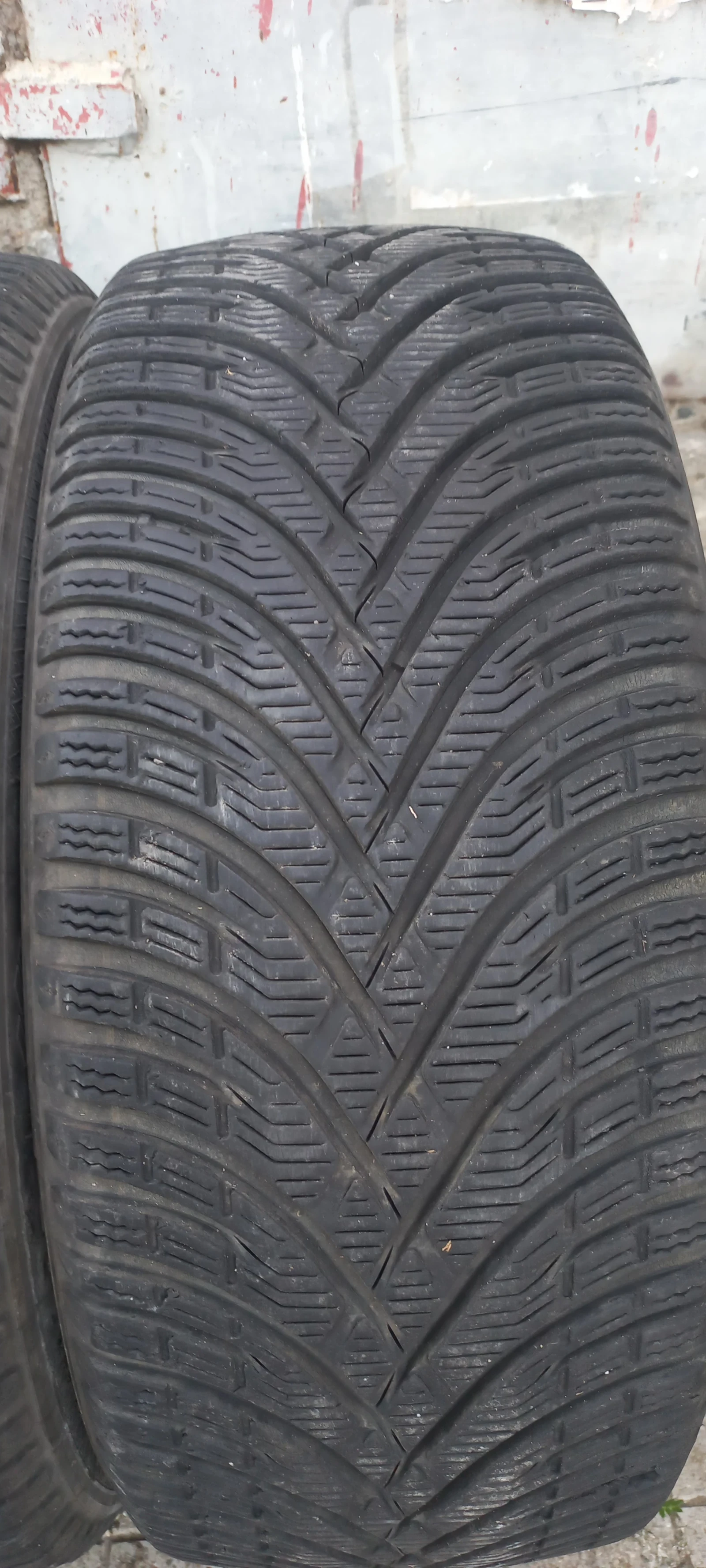  215/45R17 | Mobile.bg   6