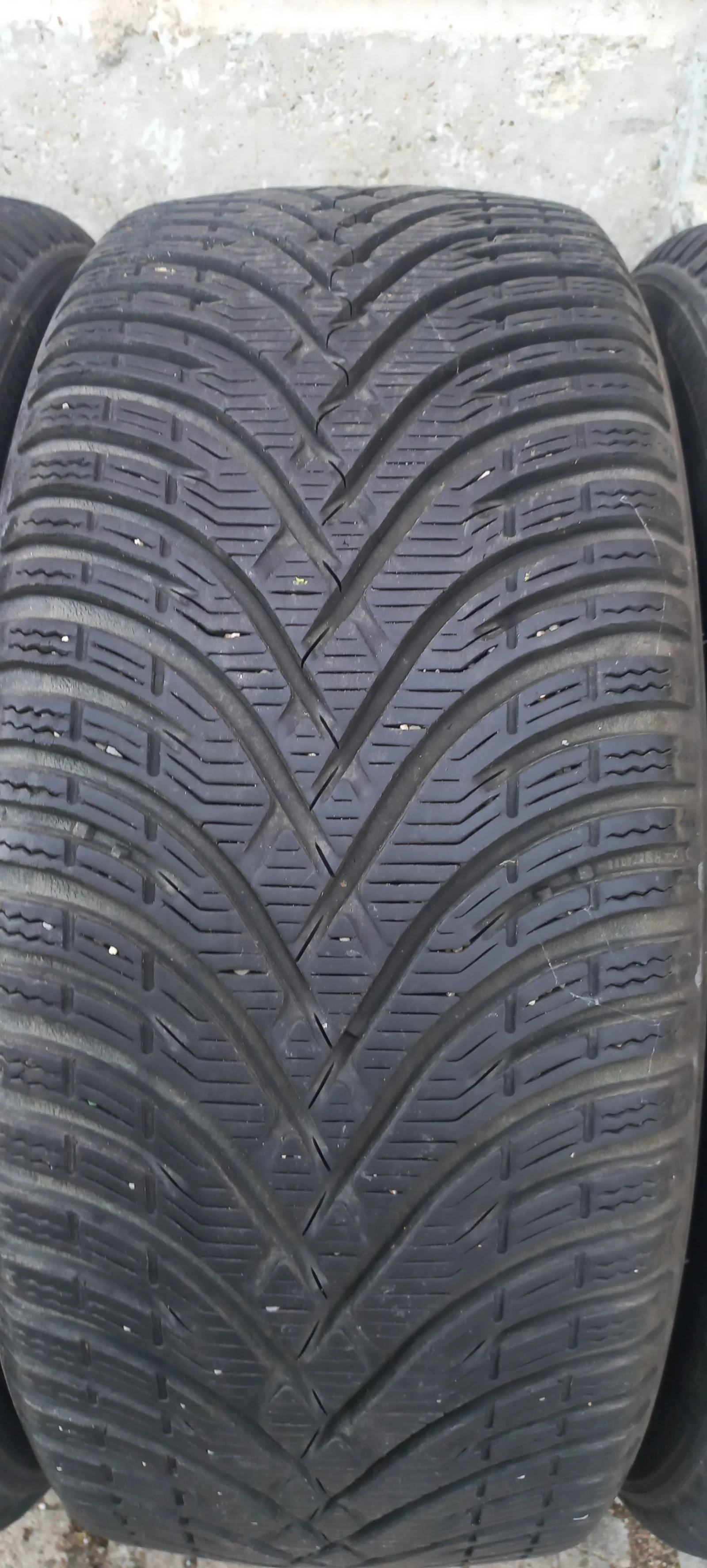  215/45R17 | Mobile.bg   8