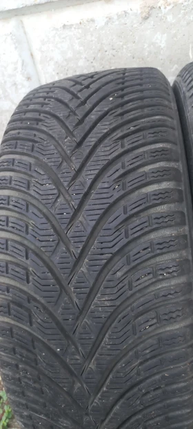  215/45R17 | Mobile.bg    9