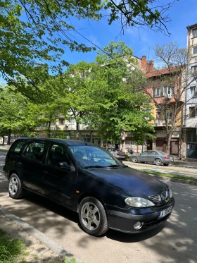 Renault Megane, снимка 2