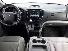 Hyundai Starex 2.5 Automatic, снимка 7