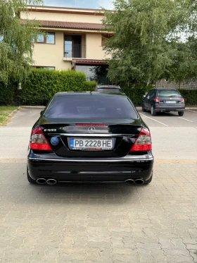     Mercedes-Benz E 500