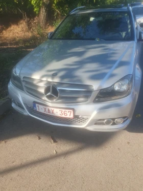  Mercedes-Benz C 220