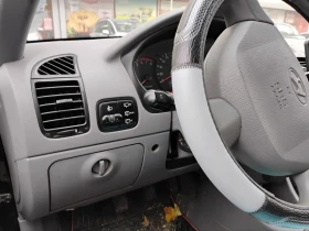 Hyundai Accent 1.3i 12v | Mobile.bg    6