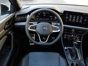 VW Jetta Comfortline | Sport Package | НОВ | Камер | , снимка 7 - Автомобили и джипове - 53624880