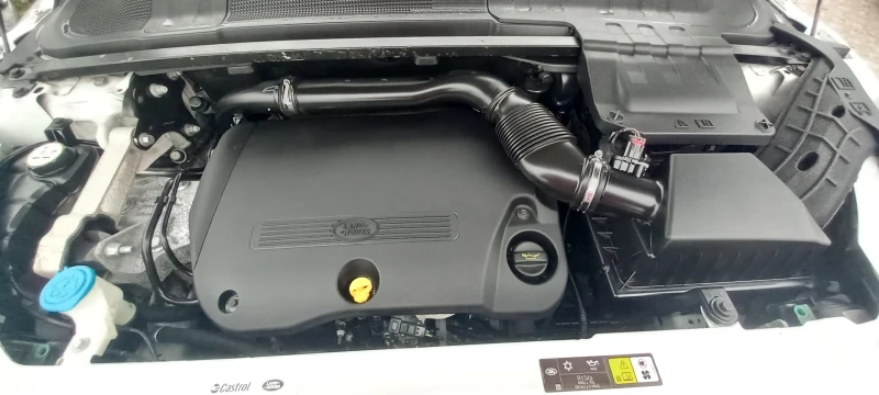 Land Rover Range Rover Evoque FULL 4Х4 ИЗКЛЮЧИТЕЛЕН СЕРВИЗ КНИЖК ОБСЛУЖЕН УНИКАТ, снимка 16 - Автомобили и джипове - 17274949