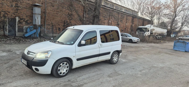 Peugeot Partner 1.6HDi 90к.с., снимка 2 - Автомобили и джипове - 49131089