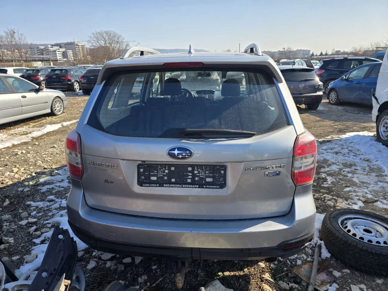 Subaru Forester 2.0D Automatik , снимка 6 - Автомобили и джипове - 49267531