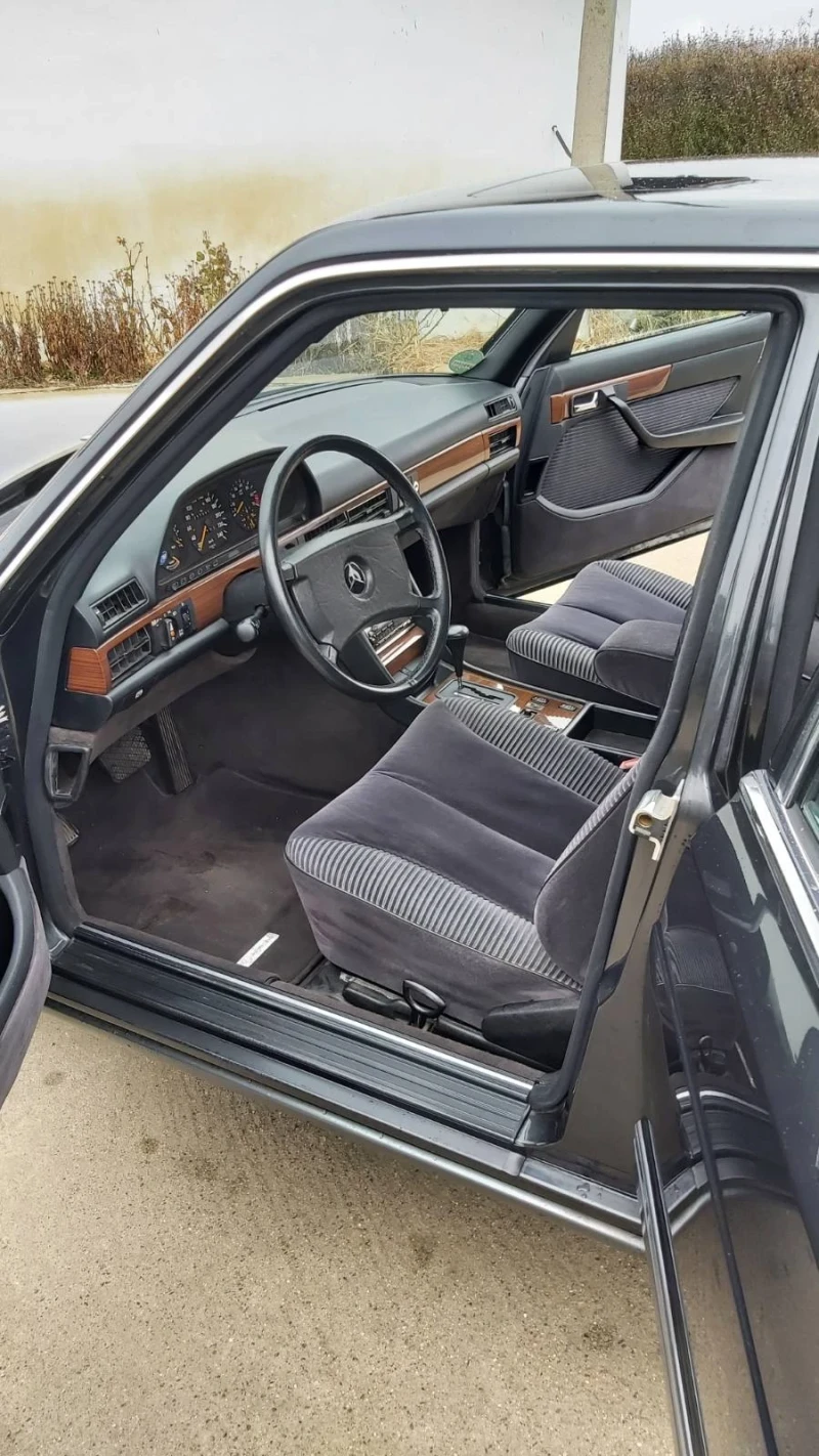 Mercedes-Benz 126 300CE, снимка 8 - Автомобили и джипове - 49342417