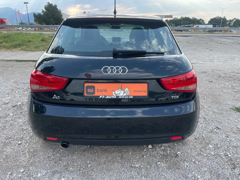 Audi A1 1.6TDI-S-LINE-NAVI-ITALIA, снимка 8 - Автомобили и джипове - 51124133