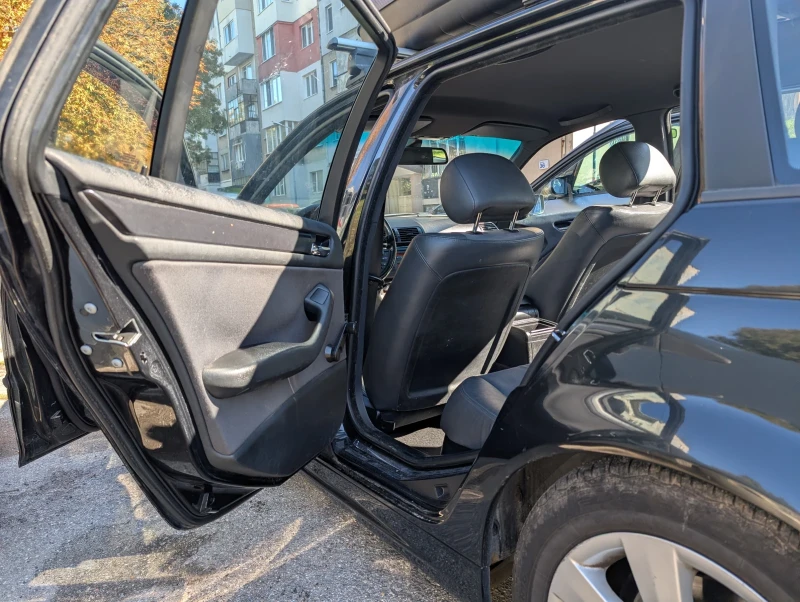 BMW 318, снимка 3 - Автомобили и джипове - 52561865