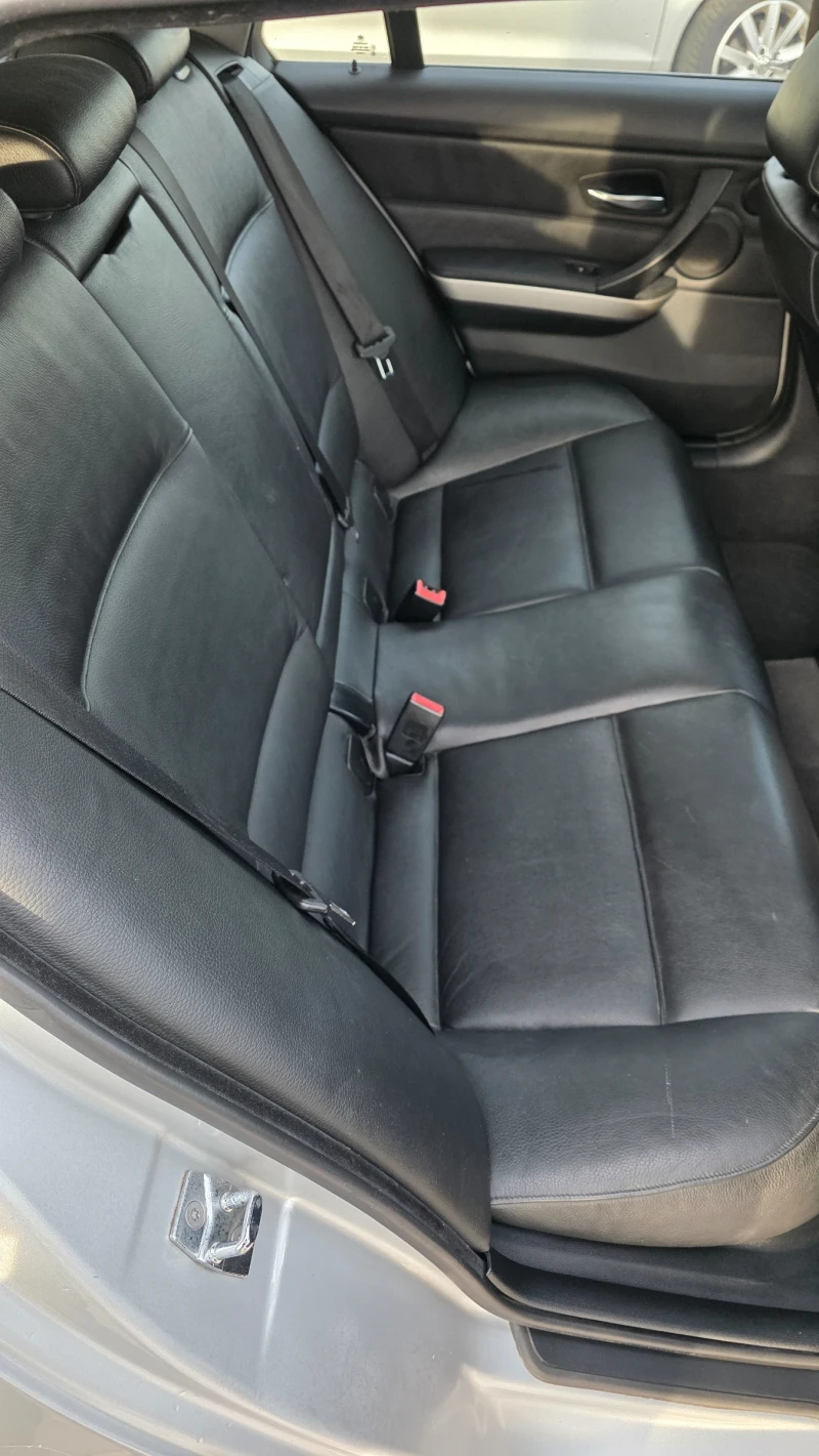 BMW 330 Xd, снимка 13 - Автомобили и джипове - 52629441