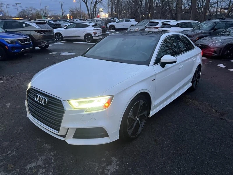 Audi A3 * Progressiv 45 TFSI quattro + SLINE + TOIT PANO!!