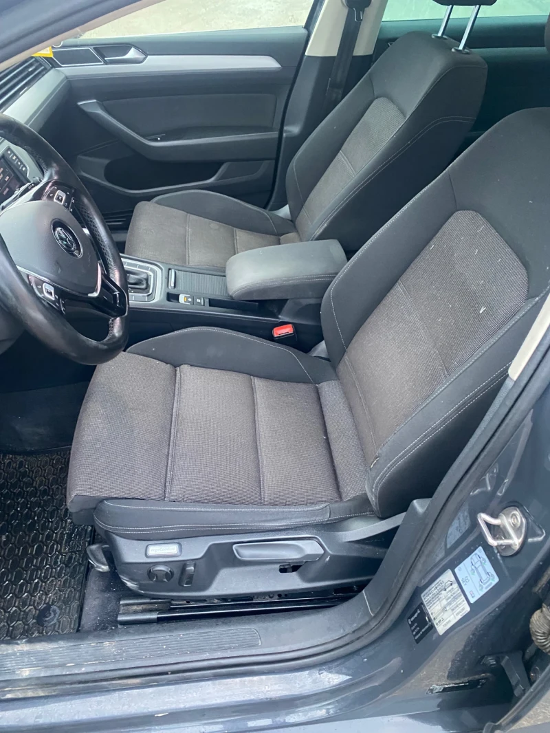 VW Passat 2.0tdi TOP, снимка 8 - Автомобили и джипове - 53269785