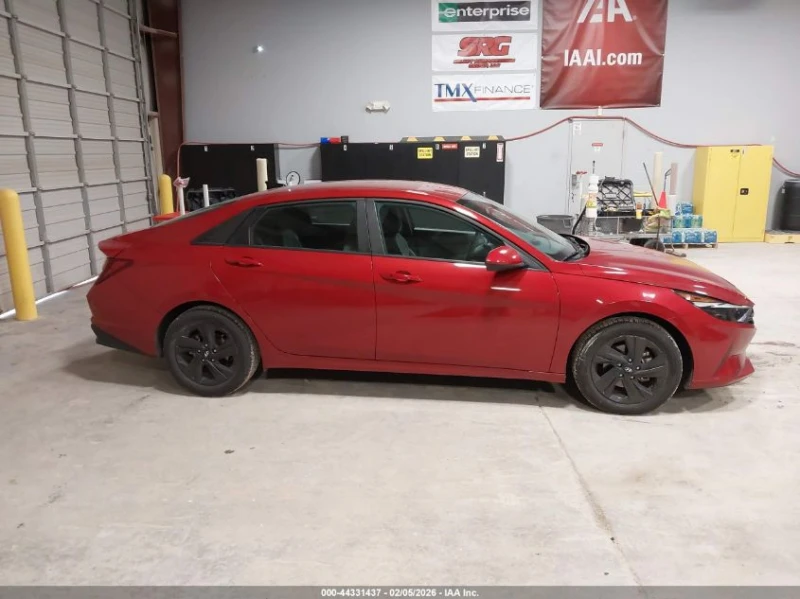 Hyundai Elantra 2l Sel, снимка 13 - Автомобили и джипове - 53597909