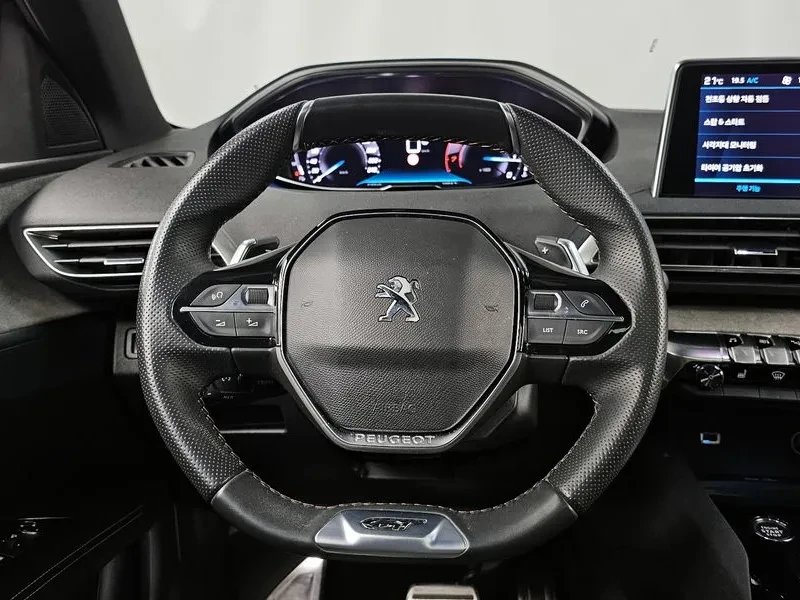 Peugeot 3008 1.2 PURE TECH GT PACK, снимка 13 - Автомобили и джипове - 54956780