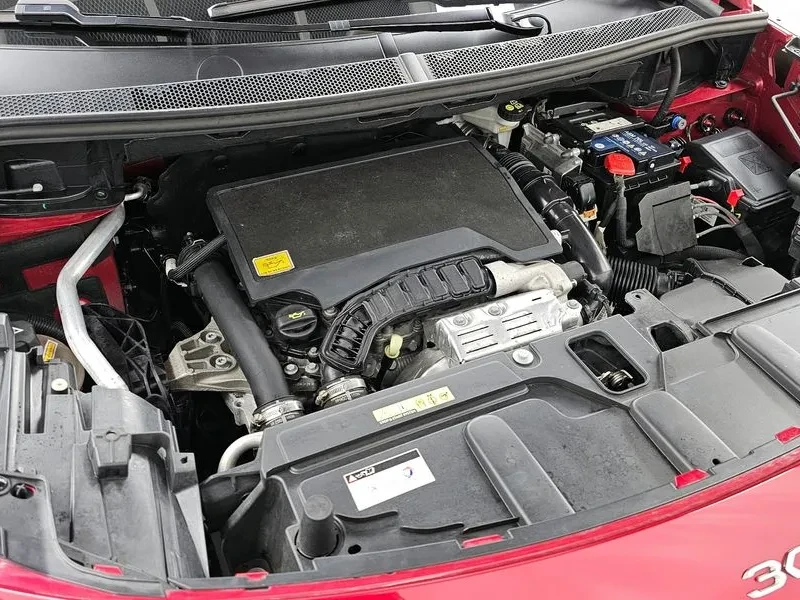 Peugeot 3008 1.2 PURE TECH GT PACK, снимка 6 - Автомобили и джипове - 54956780