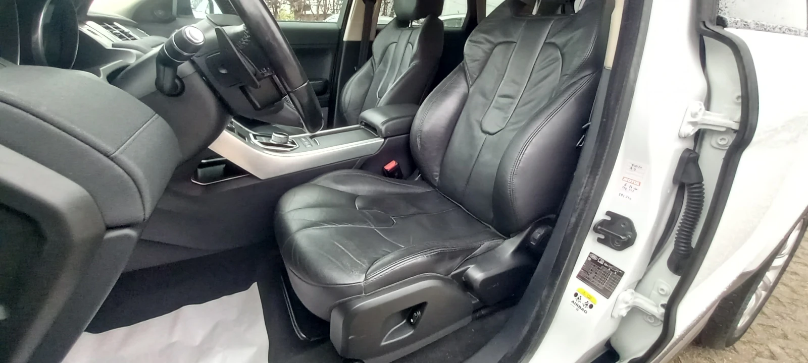 Land Rover Range Rover Evoque FULL 4Х4 ИЗКЛЮЧИТЕЛЕН СЕРВИЗ КНИЖК ОБСЛУЖЕН УНИКАТ - изображение 6