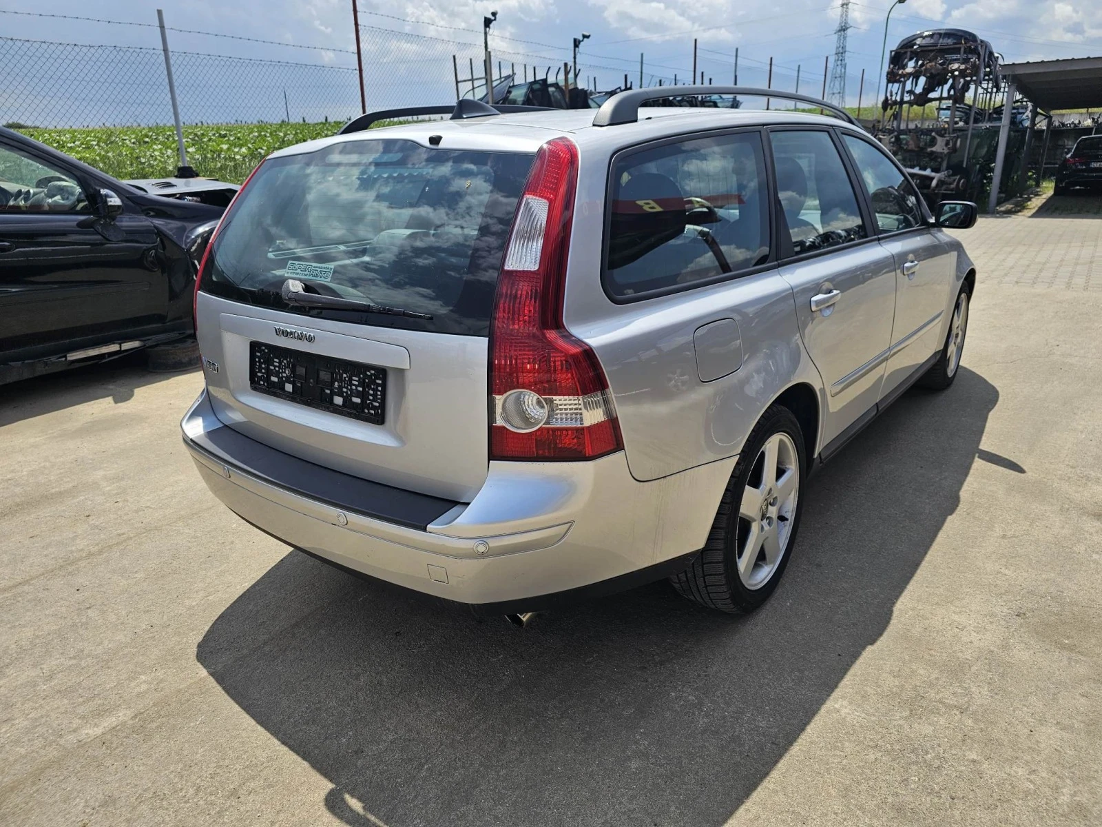 Volvo V50 2.4 - изображение 4