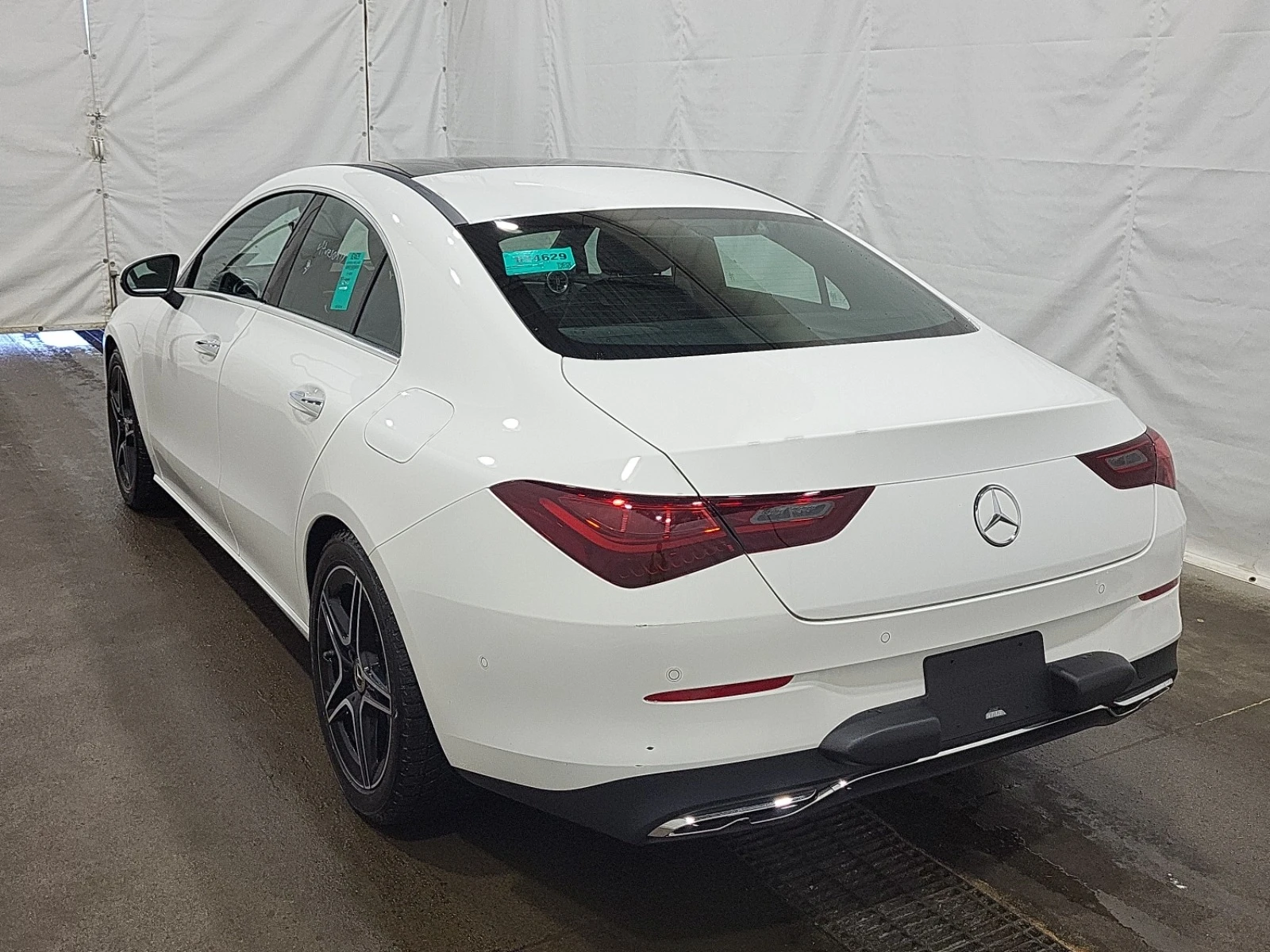 Mercedes-Benz CLA 250 * ЦЕНА ДО БЪЛГАРИЯ * (CARFAX) - изображение 4