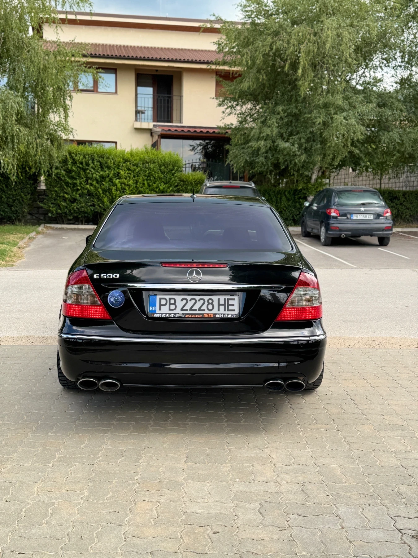 Mercedes-Benz E 500  - изображение 2