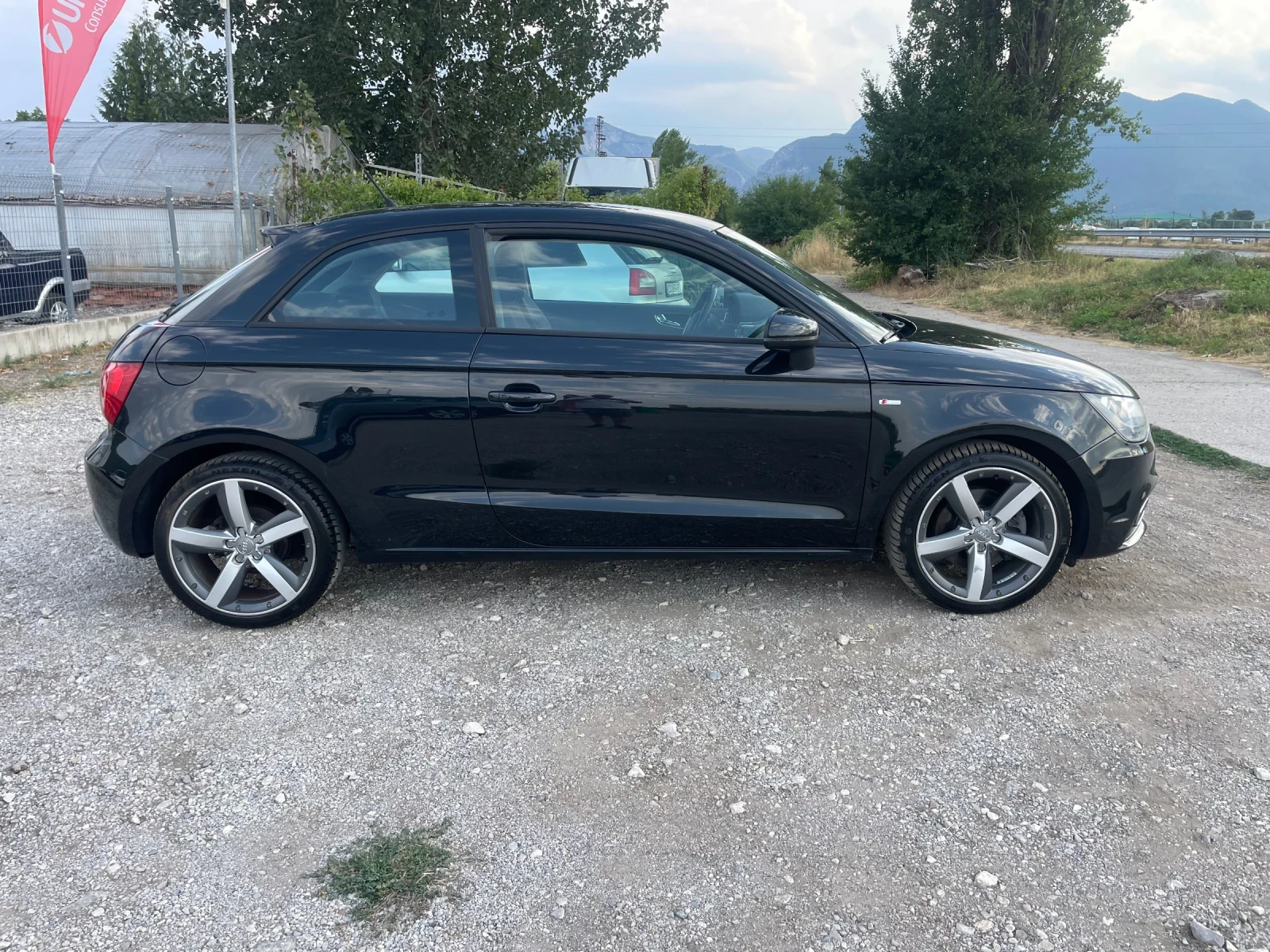 Audi A1 1.6TDI-S-LINE-NAVI-ITALIA - изображение 4