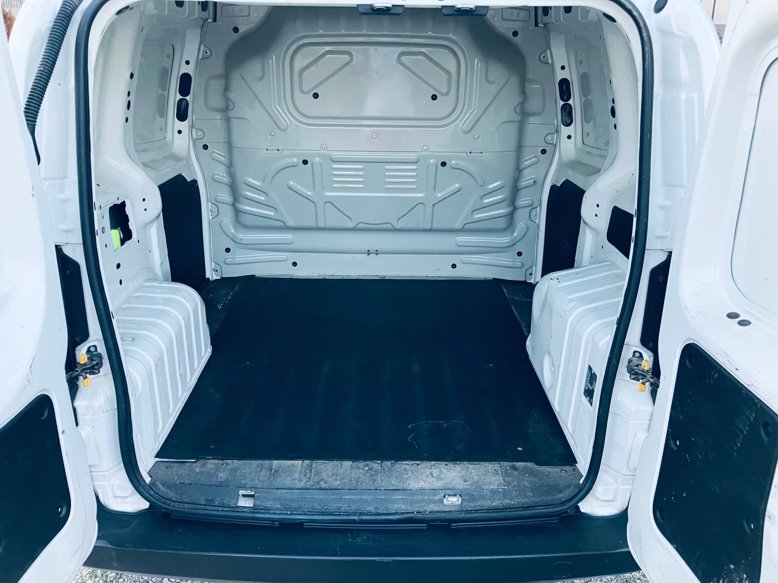 Citroen Nemo 1.4 HDI - изображение 4