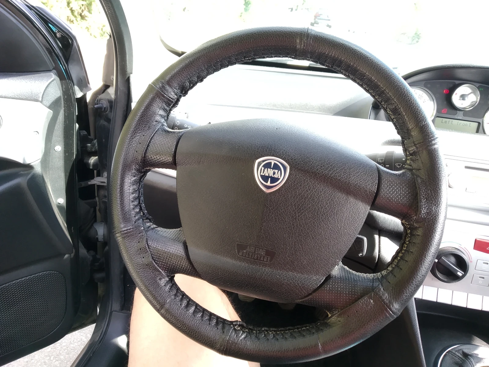 Lancia Ypsilon  - изображение 8