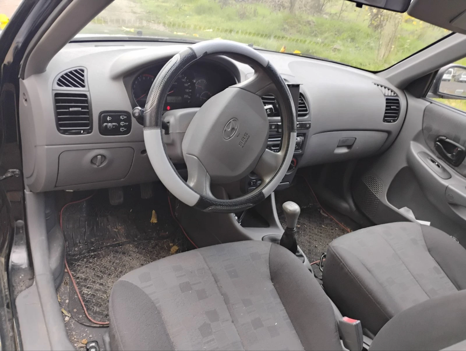 Hyundai Accent 1.3i 12v | Mobile.bg   3