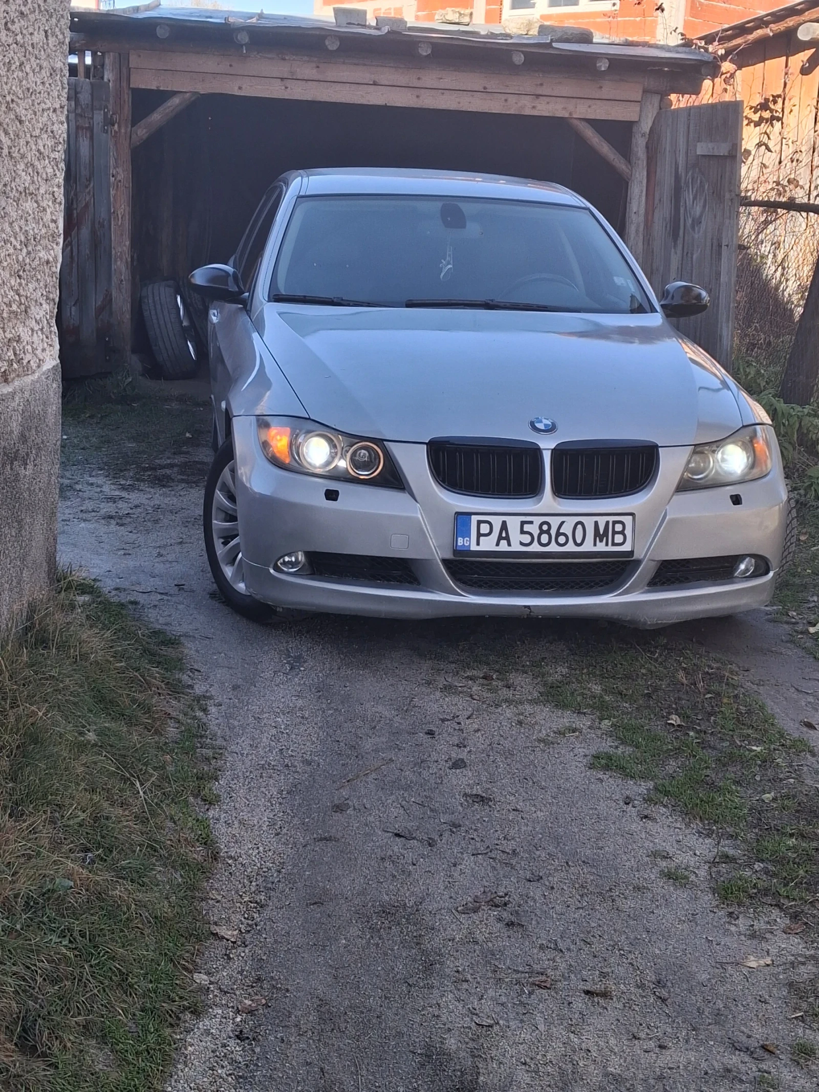 BMW 320  - изображение 3