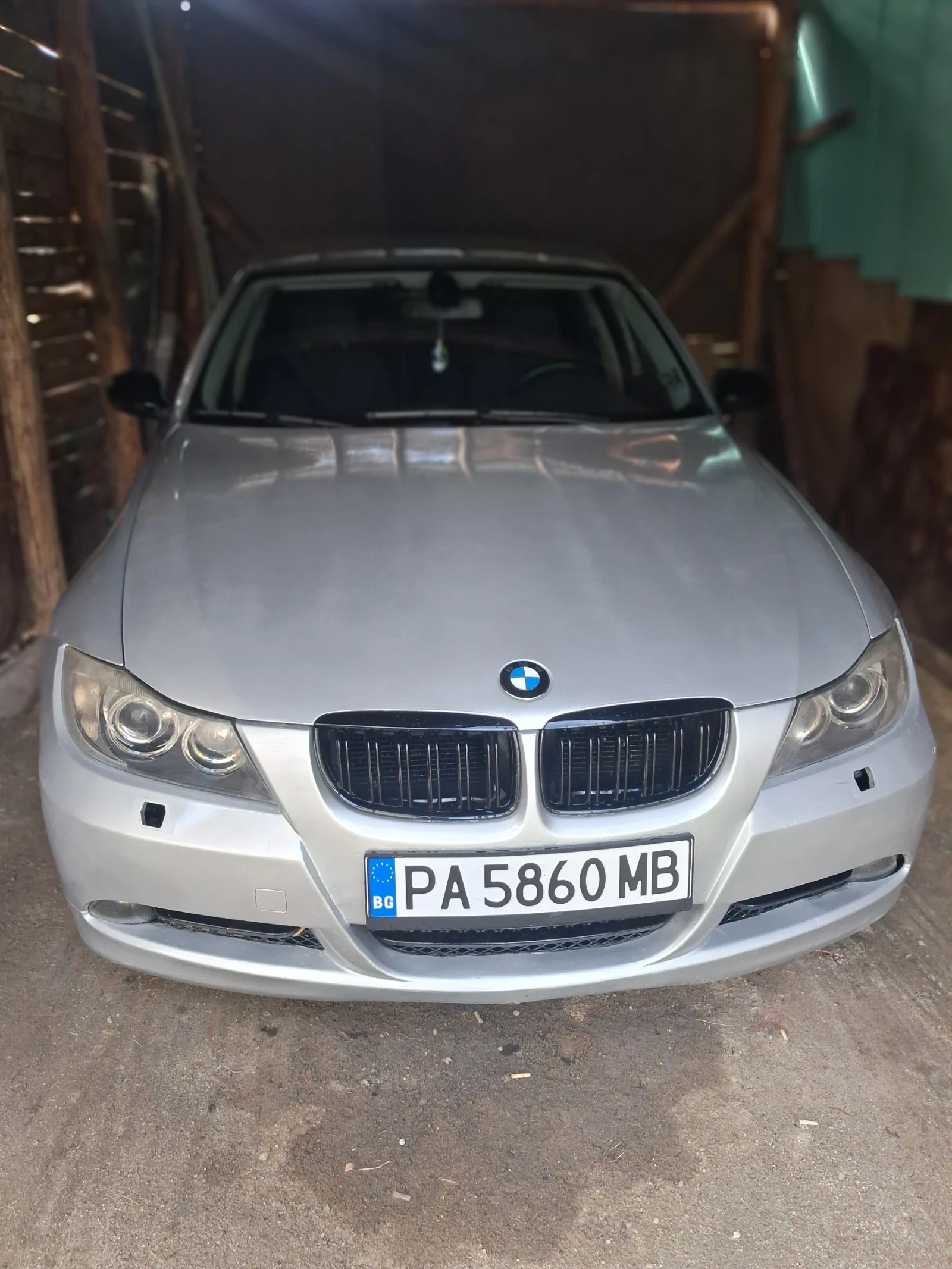 BMW 320  - изображение 2