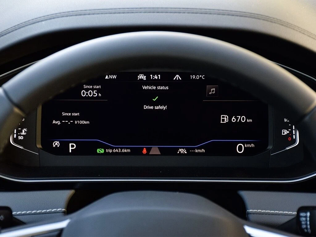 VW Jetta Comfortline | Sport Package | ��� | ����� |  | Mobile.bg � ����������� 12