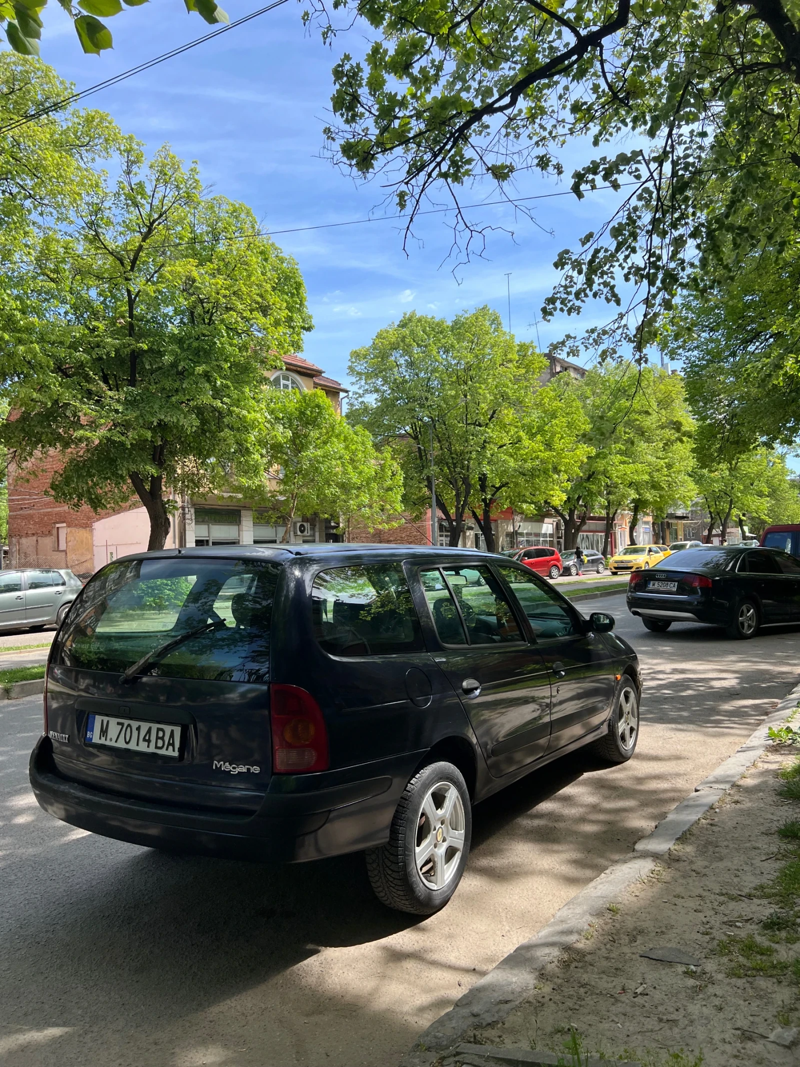 Renault Megane, снимка 4 - Автомобили и джипове - 54365702