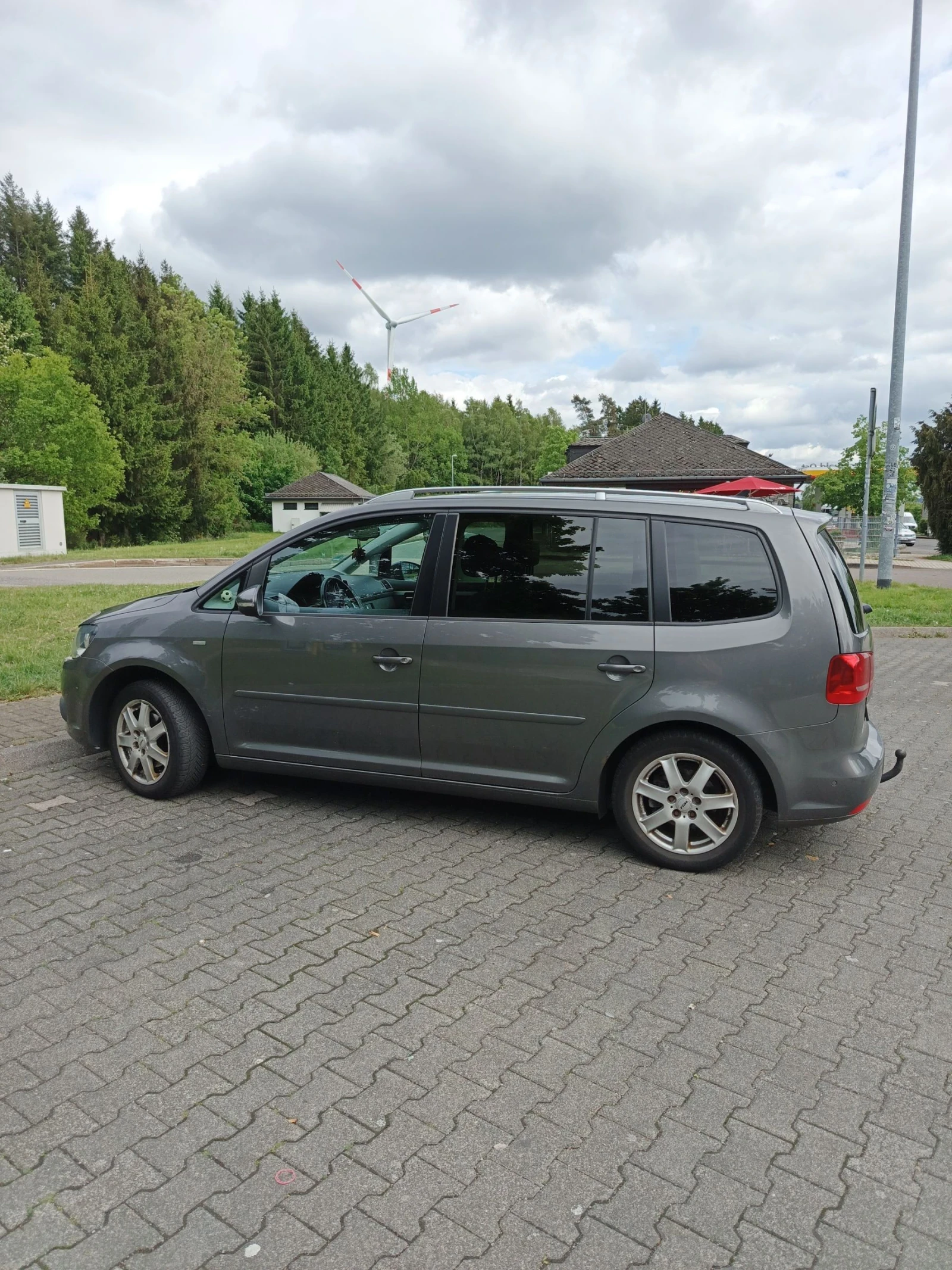 VW Touran 1, 6TDI, снимка 2 - Автомобили и джипове - 55105535